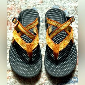 Rare chacos